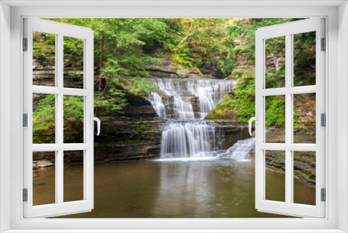 Fototapeta Naklejka Na Ścianę Okno 3D - Buttermilk Falls State Park Waterfalls in Ithaca New York