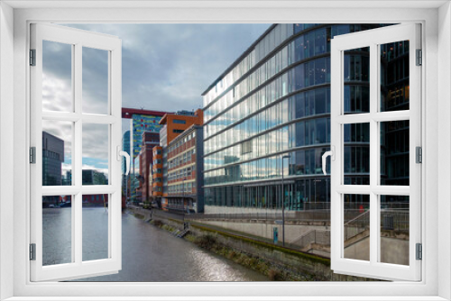 Fototapeta Naklejka Na Ścianę Okno 3D - der Medienhafen in Düsseldorf
