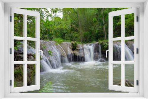 Fototapeta Naklejka Na Ścianę Okno 3D - waterfall in the jungle