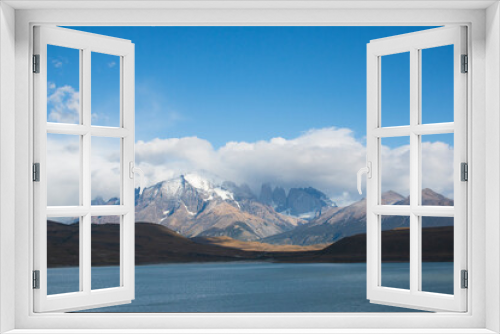 Fototapeta Naklejka Na Ścianę Okno 3D - Torres del Paine