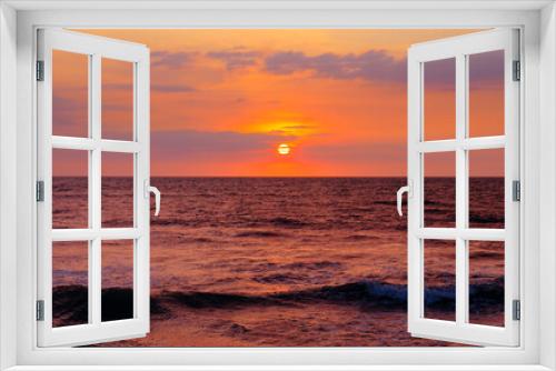 Fototapeta Naklejka Na Ścianę Okno 3D - Beautiful sunrise over the tropical sea. Nature landscape