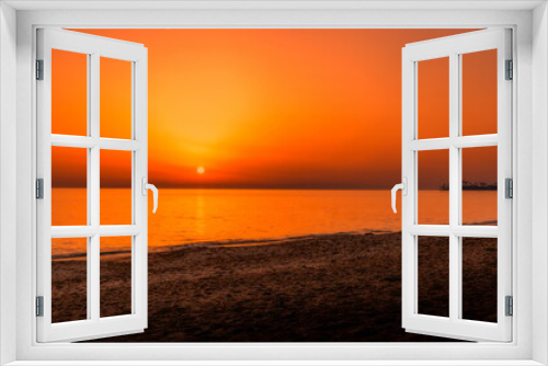 Fototapeta Naklejka Na Ścianę Okno 3D - Sunset over the Mediterranean sea.