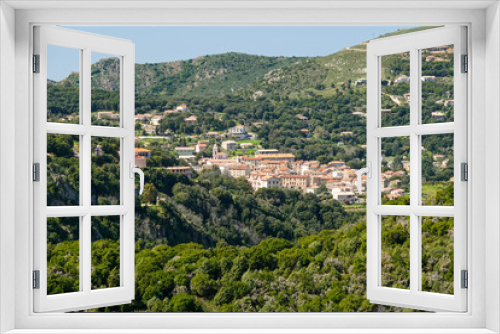 Fototapeta Naklejka Na Ścianę Okno 3D - Le village de Piana, en Corse