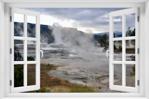 Fototapeta Naklejka Na Ścianę Okno 3D - Yellowstone NP Mammoth Springs