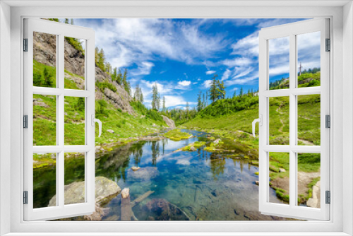 Fototapeta Naklejka Na Ścianę Okno 3D - Majestic mountain lake in Canada.