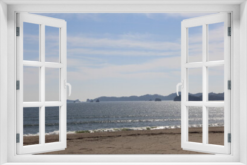 Fototapeta Naklejka Na Ścianę Okno 3D - 穏やかな海岸風景