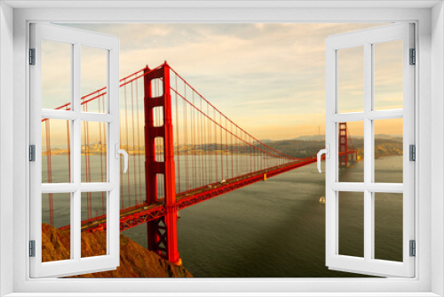 Fototapeta Naklejka Na Ścianę Okno 3D - Golden Gate Bridge Skyline
