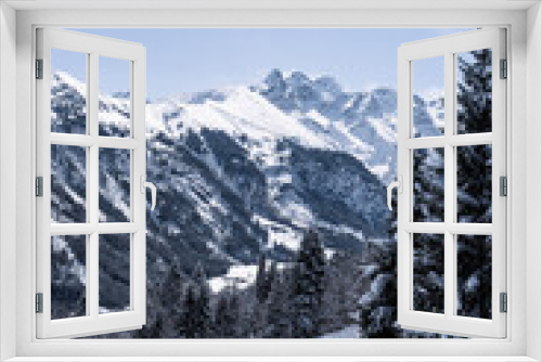 Fototapeta Naklejka Na Ścianę Okno 3D - Snow covered peaks of the Alps.