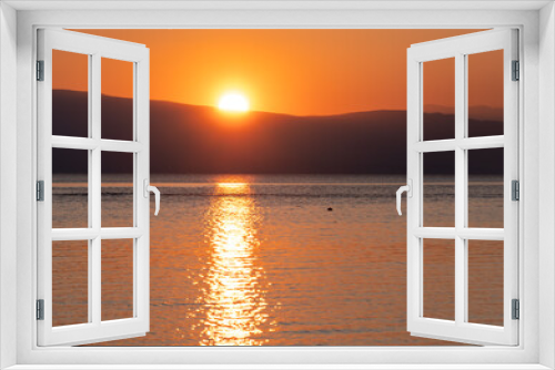 Fototapeta Naklejka Na Ścianę Okno 3D - Beautiful calm lake with sunset