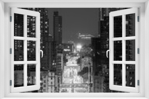 Fototapeta Naklejka Na Ścianę Okno 3D - Night scenery of busy street in downtown district of Hong Kong city