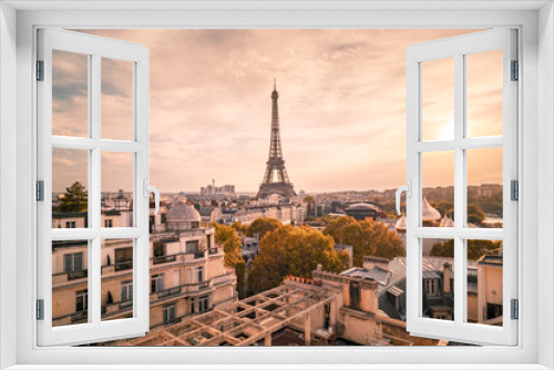 Fototapeta Naklejka Na Ścianę Okno 3D - Sunset view to Eiffel tower in Paris, France. 