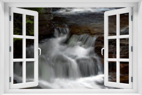 Fototapeta Naklejka Na Ścianę Okno 3D - Gorgeous waterfalls with multiple cascades in crawford notch new hampshire