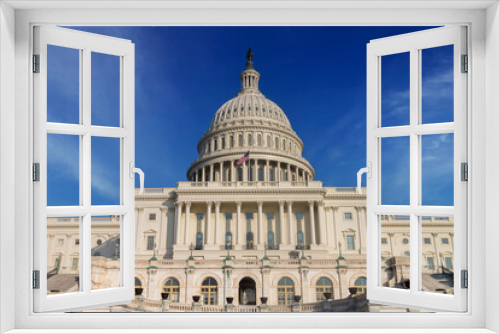 Fototapeta Naklejka Na Ścianę Okno 3D - The United States pf America capitol building on a sunny day. Washington DC. USA.