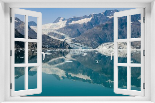 Fototapeta Naklejka Na Ścianę Okno 3D - Einer der vielen Ausläufer des riesigen Columbia Gletscher - Columbia Bay, Alaska