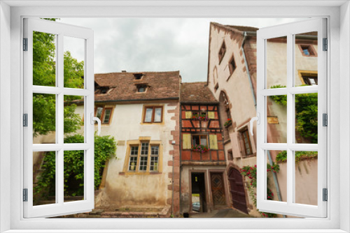 Fototapeta Naklejka Na Ścianę Okno 3D - The historical village Riquewihr in the Alsace