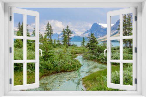 Fototapeta Naklejka Na Ścianę Okno 3D - Majestic mountain river in Canada. Bow Lake Park. Jasper. Alberta.