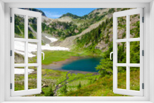Fototapeta Naklejka Na Ścianę Okno 3D - Fragment of Mount Baker trail in, Washington, USA