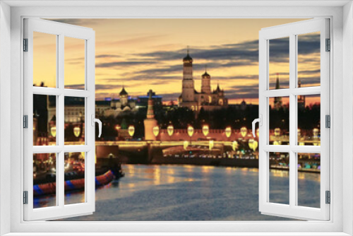 Fototapeta Naklejka Na Ścianę Okno 3D - Sunset over Moscow