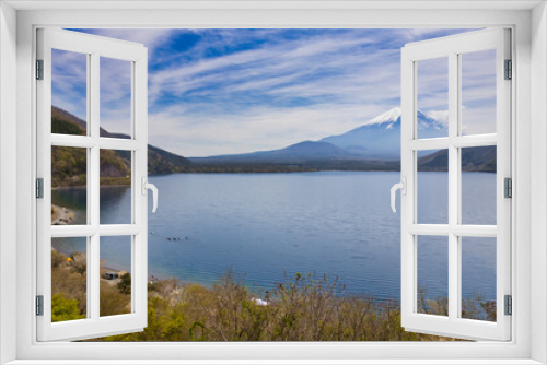 Fototapeta Naklejka Na Ścianę Okno 3D - 富士山と本栖湖