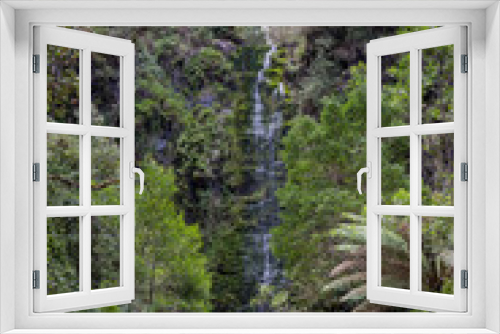 Fototapeta Naklejka Na Ścianę Okno 3D - Wasserfall, Wald, Great Ocean Road, Australien