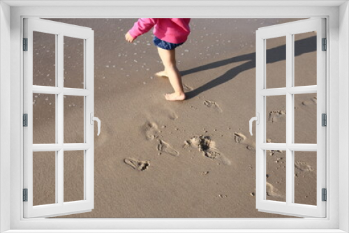 Fototapeta Naklejka Na Ścianę Okno 3D - Plaża dziecko morze bałtyckie