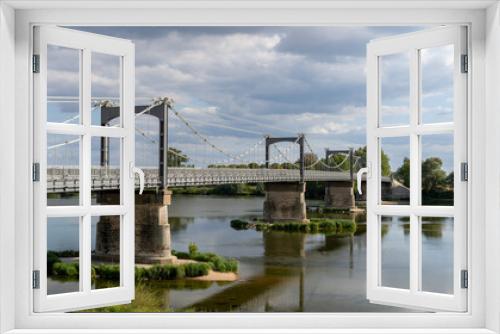 Fototapeta Naklejka Na Ścianę Okno 3D - bridge over the river loire France