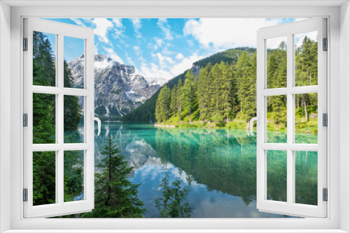 Fototapeta Naklejka Na Ścianę Okno 3D - The beautiful Lago di Braies in the Italian Dolomites
