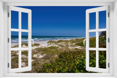 Fototapeta Naklejka Na Ścianę Okno 3D - Sea Ranch beach in Indialantic Florida on a spring day