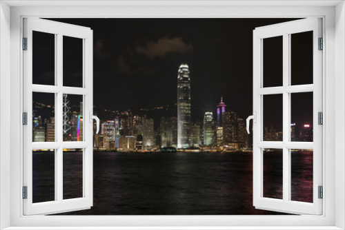 Fototapeta Naklejka Na Ścianę Okno 3D - hong kong skyline at evening