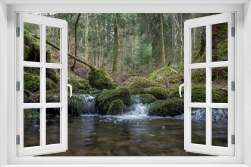 Fototapeta Naklejka Na Ścianę Okno 3D - cascade dans les bois