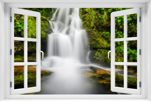 Fototapeta Naklejka Na Ścianę Okno 3D - idyllic waterfall in the forest
