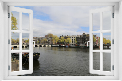 Fototapeta Naklejka Na Ścianę Okno 3D - One of the beautiful canals of Amsterdam