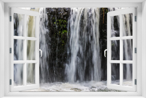 Fototapeta Naklejka Na Ścianę Okno 3D - Puaa Kaa Falls On The Road to Hana, Maui, Hawaii, USA
