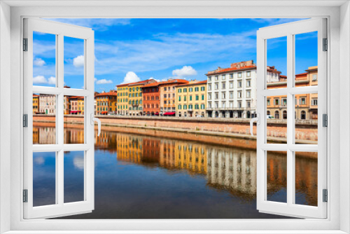 Fototapeta Naklejka Na Ścianę Okno 3D - Colorful houses, Arno river waterfront