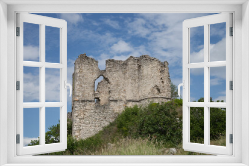 Fototapeta Naklejka Na Ścianę Okno 3D - Ruines du château médiéval de Soyans sur un sommet de la Drôme provençale