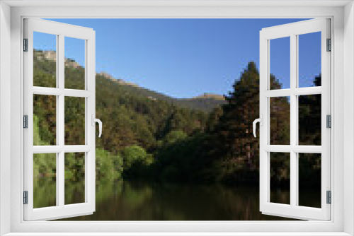 Fototapeta Naklejka Na Ścianę Okno 3D - krajobraz góry jezioro wiosna niebo nienieskie natura drzewa