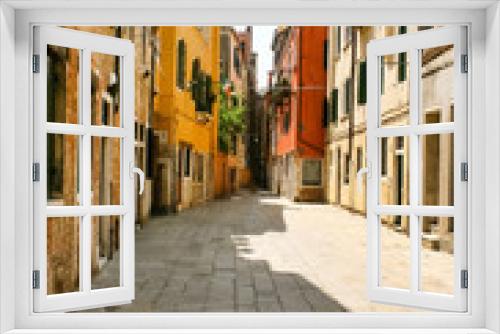 Fototapeta Naklejka Na Ścianę Okno 3D - street of Venice