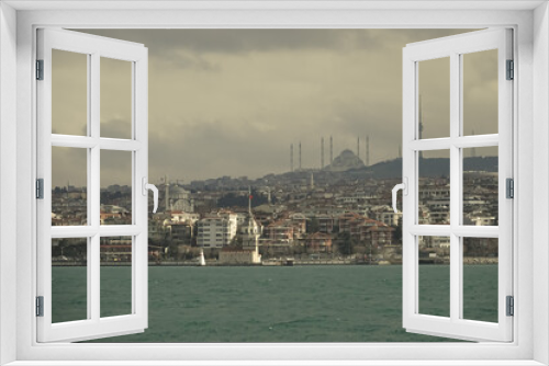 Fototapeta Naklejka Na Ścianę Okno 3D - The buildings on shore Bosphorus, Istanbul, Turkey.