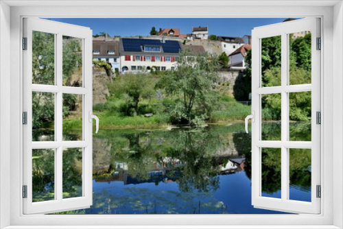 Fototapeta Naklejka Na Ścianę Okno 3D - Häuser am Wasser in Breisach