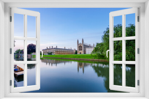 Fototapeta Naklejka Na Ścianę Okno 3D - Scenic view of Cambridge architecture in England