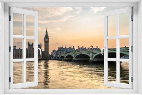 Fototapeta Naklejka Na Ścianę Okno 3D - Big Ben and Westminster bridge at sunset in London. Enggland