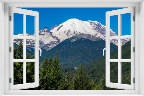 Fototapeta Naklejka Na Ścianę Okno 3D - Gorgeous Mount Rainier seen from road to Sunrise Point
