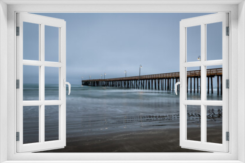 Fototapeta Naklejka Na Ścianę Okno 3D - Cayucos State Beach & Pier in Cayucos, California