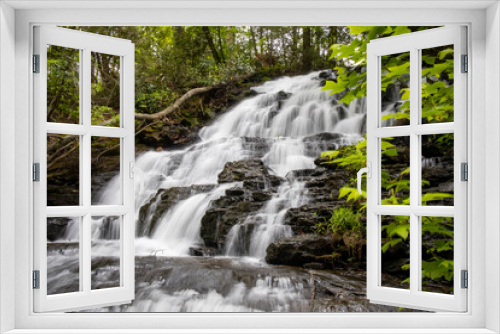 Fototapeta Naklejka Na Ścianę Okno 3D - Trahlyta Falls