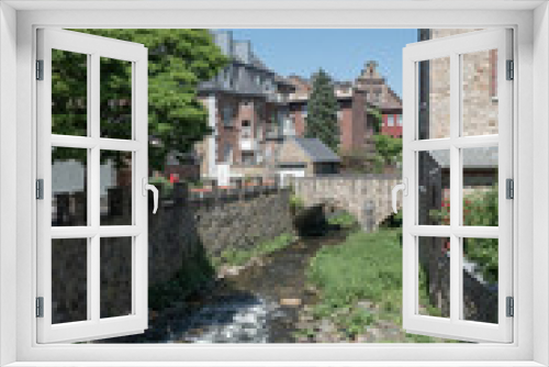 Fototapeta Naklejka Na Ścianę Okno 3D - Die schöne Altstadt der Kupferstadt Stolberg - vertikale Bilder