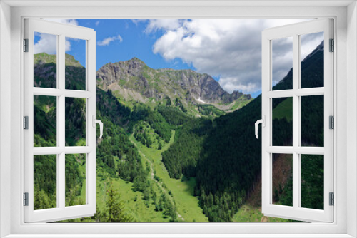 Fototapeta Naklejka Na Ścianę Okno 3D - landscape in the alps