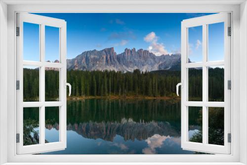 Fototapeta Naklejka Na Ścianę Okno 3D - Karersee mit den Dolomiten im Tirol