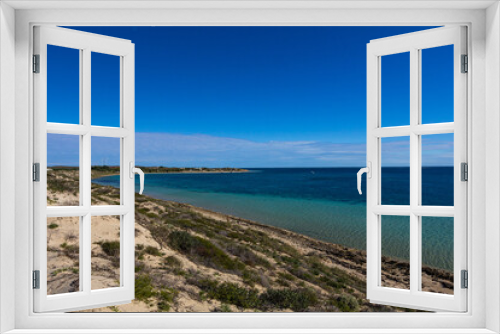 Fototapeta Naklejka Na Ścianę Okno 3D - オーストラリア　ニンガルー・コーストのコーラル・ベイ・ビーチの海岸線