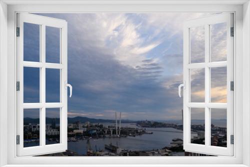 Fototapeta Naklejka Na Ścianę Okno 3D - Vladivostok cityscape at sunset view.