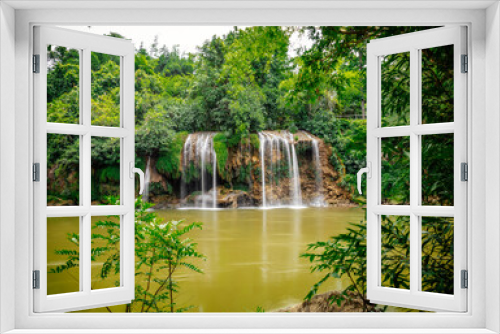 Fototapeta Naklejka Na Ścianę Okno 3D - Sai Yok Lek waterfall in Sai Yok National Park, Kanchanaburi, Thailand